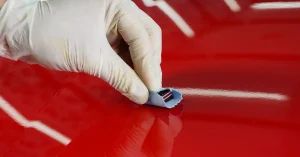 can wax get rid of scratches on car