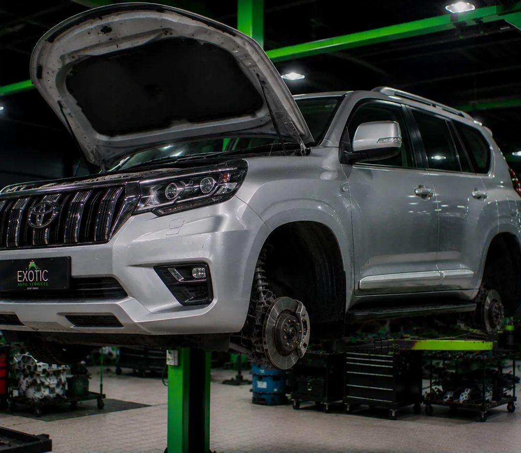 Prado on the ramp during suspension inspection in Abu Dhabi